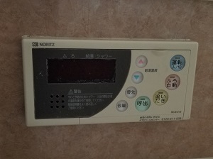東京都西多摩郡瑞穂町O様の交換工事前、浴室リモコンのRC-8101S