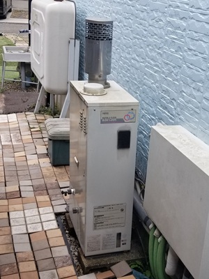 東京都青梅市K様の交換工事前、高木産業（パーパス）のTP-BSD130R