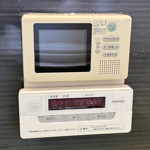 東京都武蔵村山市T様の交換工事前、浴室リモコンのHPL-RB71F