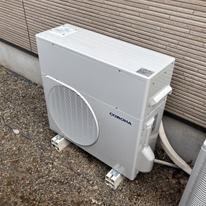 千葉県佐倉市A様の交換工事後、コロナのヒートポンプ式温水暖房機、ERB-HP60EF