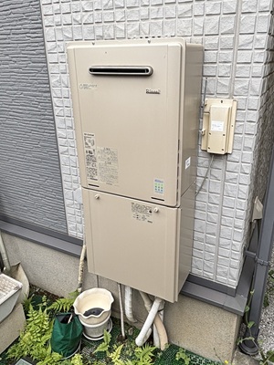 埼玉県和光市Y様の交換工事前、リンナイのRUF-E2405SAW