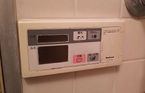 東京都大田区S様　交換工事前　浴室リモコン