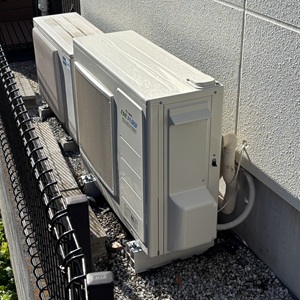 東京都武蔵村山市S様の交換工事後、長府製作所の温水熱源機、AEYH-0642X