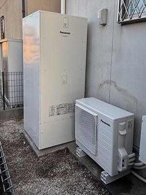 東京都練馬区N様の交換工事後、パナソニックの床暖房機能付エコキュート、HE-D46FQS