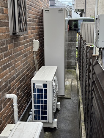 東京都立川市K様の交換工事後、長府製作所のエコキュート、EHP-3705CXP