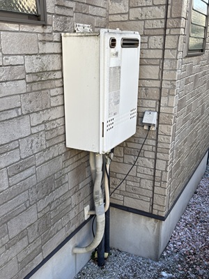 東京都東大和市H様の交換工事前、ノーリツのGT-2027SAWX