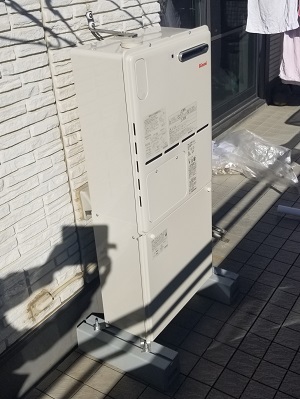 埼玉県さいたま市I様、交換工事後のガス暖房専用熱源機、リンナイのRH-101W2-6（A）