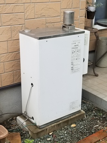 大里郡寄居町O様の交換工事前、サンデンのCEB-M071C